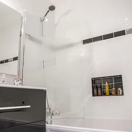 Place Du Palais 3° *