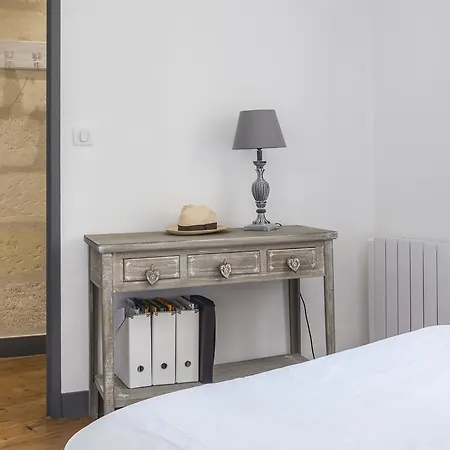 Place Du Palais 3° *