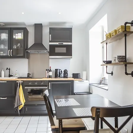 Place Du Palais 3° Daire Bordeaux