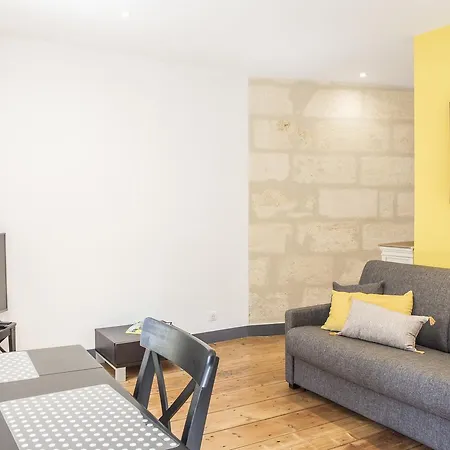 Place Du Palais 3° *