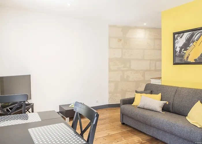 Place Du Palais 3° *